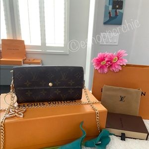 ❤️ Cute LV Sarah Small Crossbody Bag Purse ❤️